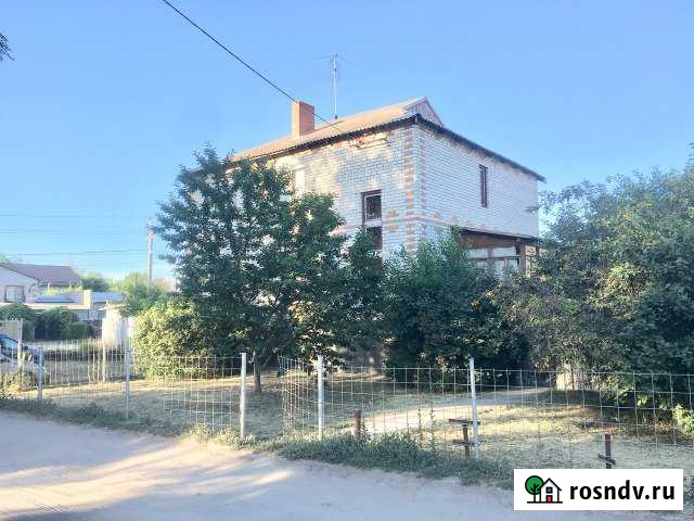 Коттедж 257 м² на участке 10 сот. на продажу в Волгограде Волгоград - изображение 1