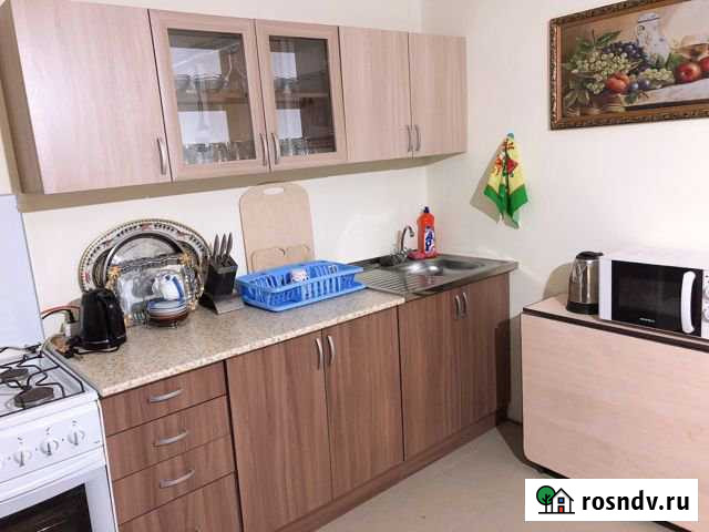 Комната 18 м² в 3-ком. кв., 1/2 эт. в аренду посуточно в Кабардинке Кабардинка - изображение 1