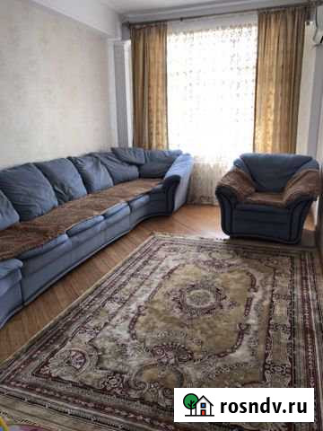 2-комнатная квартира, 70 м², 3/10 эт. в аренду на длительный срок в Каспийске Каспийск - изображение 1