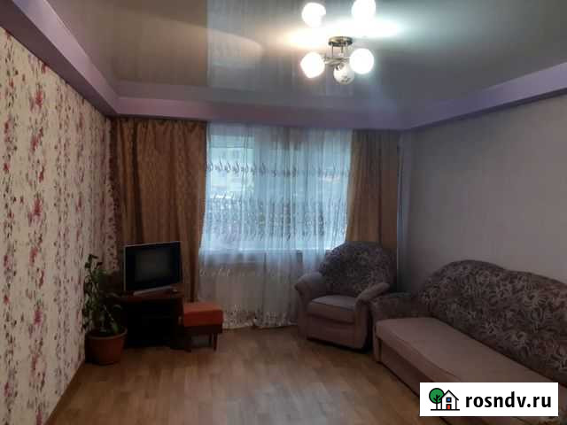 3-комнатная квартира, 60 м², 1/5 эт. в аренду посуточно в Саратове Саратов - изображение 1