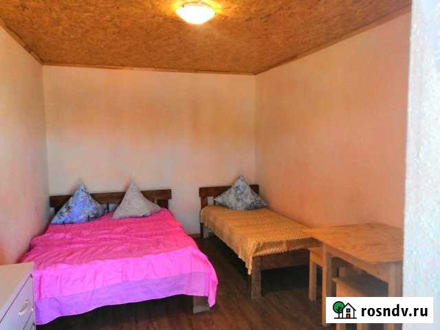 Комната 18 м² в 2-ком. кв., 2/2 эт. в аренду посуточно в Соль-Илецке Соль-Илецк - изображение 1