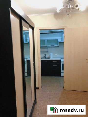 Комната 18 м² в 4-ком. кв., 5/5 эт. в аренду на длительный срок в Тосно Тосно - изображение 1