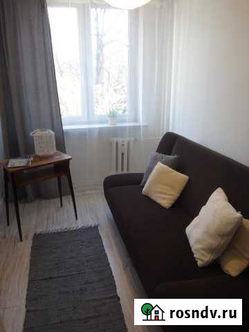 4-комнатная квартира, 58 м², 3/5 эт. на продажу в Калининграде Калининград - изображение 1