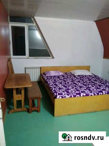 Комната 18 м² в 1-ком. кв., 2/2 эт. в аренду посуточно в Махачкале Махачкала - изображение 1