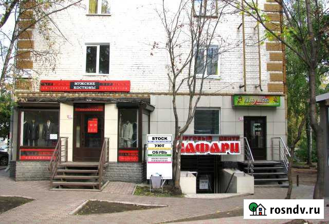 Торгов.помещ-е 81.1 кв.м. (можно частями 49,2 и 31,9) Киров - изображение 1