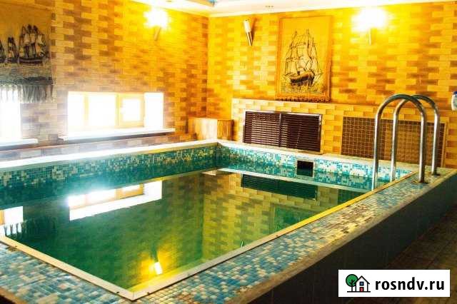 Коттедж 400 м² на участке 3 сот. в аренду посуточно в Екатеринбурге Екатеринбург - изображение 1