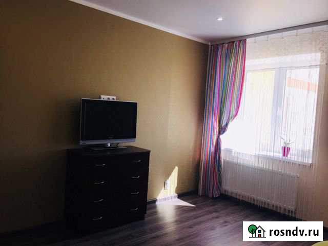 2-комнатная квартира, 72 м², 5/12 эт. в аренду на длительный срок в Васильково Васильково - изображение 1