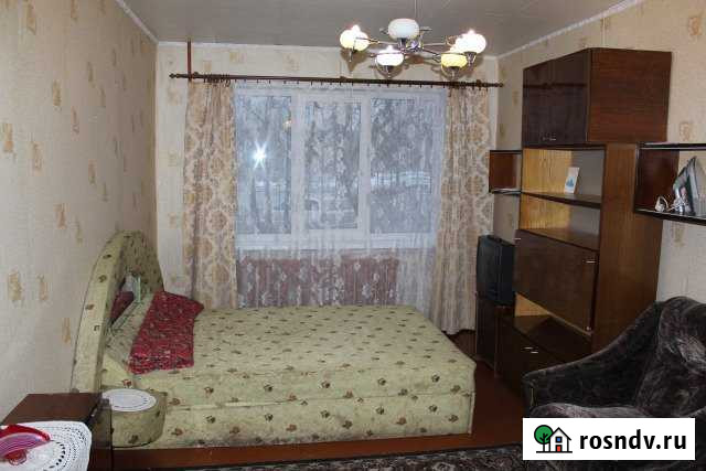 1-комнатная квартира, 32 м², 1/5 эт. в аренду на длительный срок на Лугах Луга - изображение 1