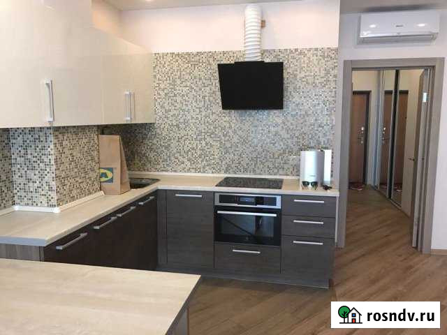 2-комнатная квартира, 56 м², 5/12 эт. в аренду на длительный срок во Владивостоке Владивосток - изображение 1