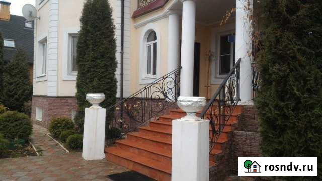 Коттедж 450 м² на участке 20 сот. в аренду посуточно в Москве Москва - изображение 1