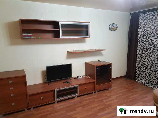 3-комнатная квартира, 60 м², 5/9 эт. в аренду посуточно в Кирово-Чепецке Кирово-Чепецк - изображение 1