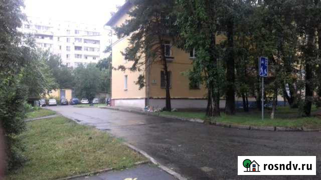 Комната 17 м² в 3-ком. кв., 1/3 эт. в аренду на длительный срок в Хабаровске Хабаровск - изображение 1