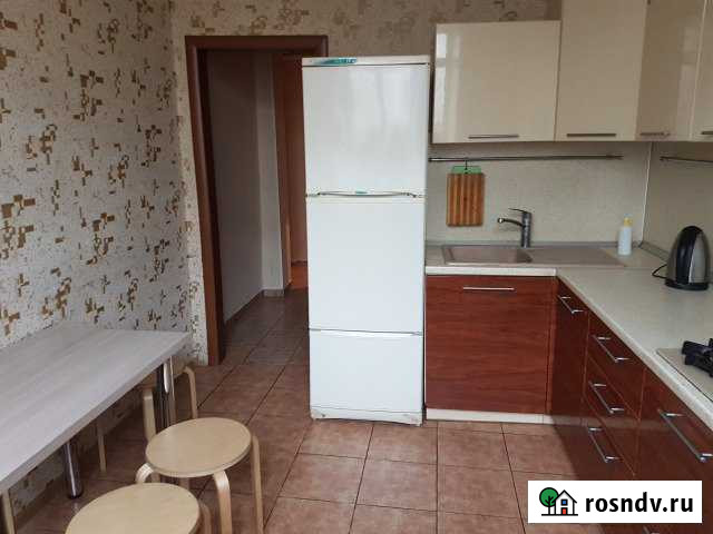 3-комнатная квартира, 102 м², 4/10 эт. в аренду посуточно в Уфе Уфа - изображение 1