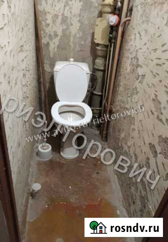 Комната 17 м² в 2-ком. кв., 1/5 эт. на продажу в Новокузнецке Новокузнецк - изображение 1