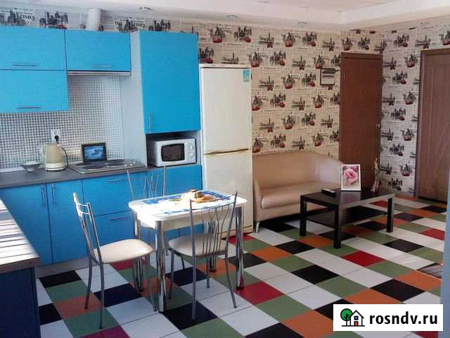 3-комнатная квартира, 72 м², 1/3 эт. в аренду на длительный срок в Серове Серов - изображение 1