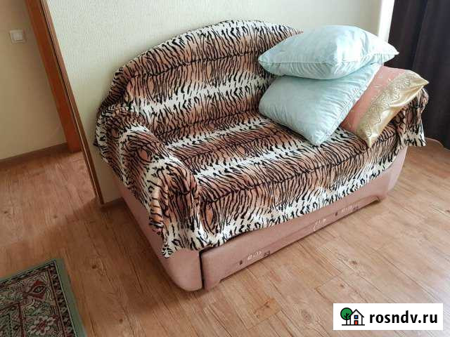 1-комнатная квартира, 32 м², 2/5 эт. в аренду посуточно в Магадане Магадан - изображение 1