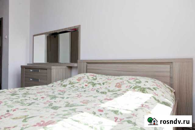 3-комнатная квартира, 90 м², 3/7 эт. в аренду посуточно в Москве Москва - изображение 1