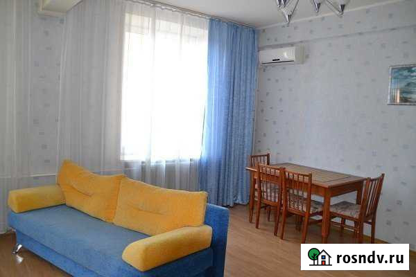 2-комнатная квартира, 60 м², 3/5 эт. в аренду посуточно в Магнитогорске Магнитогорск - изображение 1