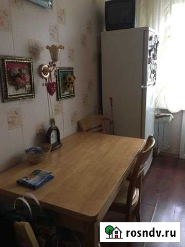 2-комнатная квартира, 55 м², 2/5 эт. в аренду на длительный срок в Магадане Магадан - изображение 1