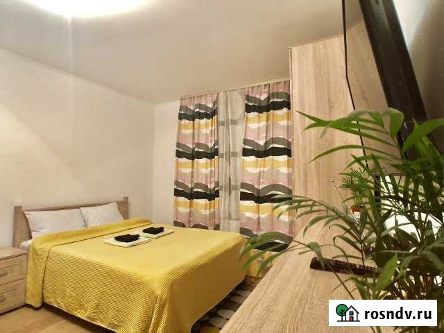 3-комнатная квартира, 90 м², 15/21 эт. в аренду посуточно в Санкт-Петербурге Санкт-Петербург - изображение 1