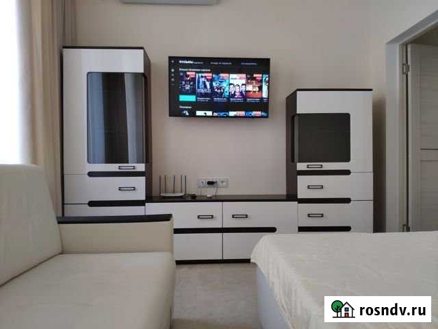 1-комнатная квартира, 30 м², 1/2 эт. в аренду на длительный срок в Евпатории Евпатория - изображение 1