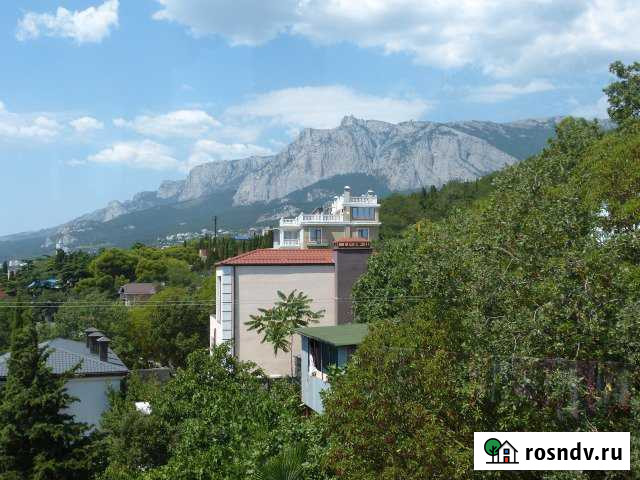 2-комнатная квартира, 44 м², 4/4 эт. в аренду на длительный срок в Гаспре Гаспра - изображение 1