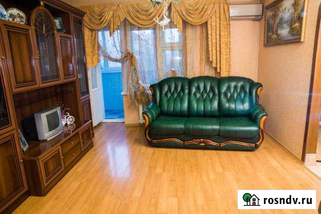 3-комнатная квартира, 75 м², 2/10 эт. в аренду посуточно в Волжском Волгоградской области Волжский - изображение 1