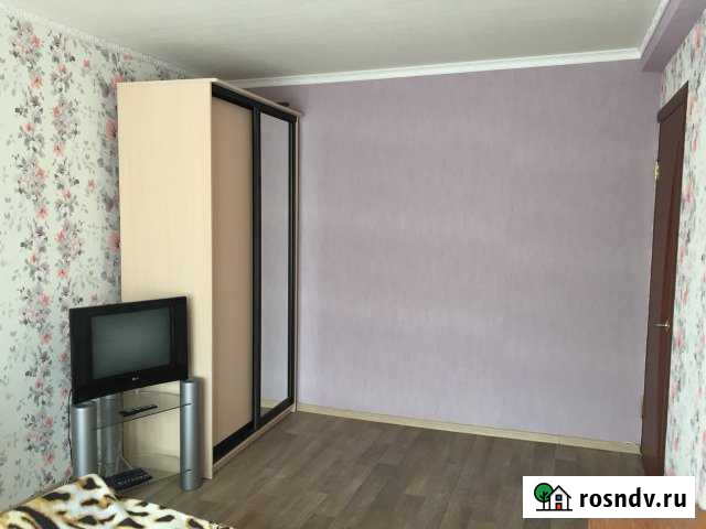 2-комнатная квартира, 50 м², 3/5 эт. в аренду посуточно в Стрежевом Стрежевой - изображение 1