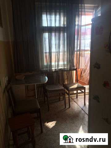 1-комнатная квартира, 44 м², 5/10 эт. в аренду посуточно в Железногорске Курской области Железногорск - изображение 1