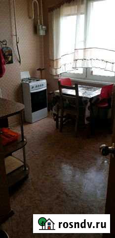 Комната 14 м² в 2-ком. кв., 3/3 эт. в аренду на длительный срок в Омске Омск - изображение 1