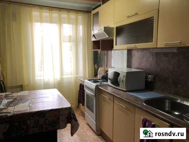 2-комнатная квартира, 50 м², 4/5 эт. в аренду посуточно в Заинске Заинск - изображение 1