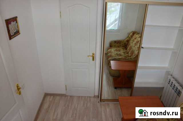 1-комнатная квартира, 20 м², 3/3 эт. в аренду на длительный срок в Ялте Ялта - изображение 1