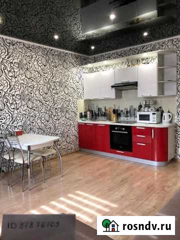 2-комнатная квартира, 45 м², 1/9 эт. в аренду посуточно в Кингисеппе Кингисепп - изображение 1