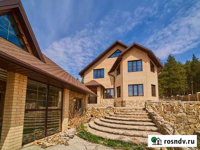 Коттедж 500 м² на участке 15 сот. на продажу в Миассе Миасс - изображение 1