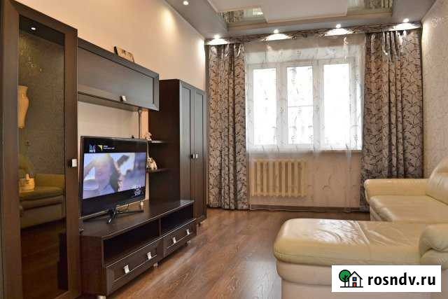 2-комнатная квартира, 56 м², 3/5 эт. в аренду посуточно в Кирове Киров - изображение 1