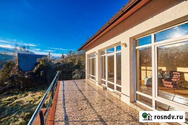 Коттедж 130 м² на участке 16 сот. на продажу в Бахчисарае Бахчисарай - изображение 1