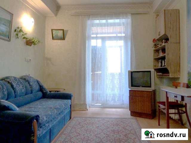 Комната 10 м² в 2-ком. кв., 2/2 эт. на продажу в Волжском Волгоградской области Волжский - изображение 1