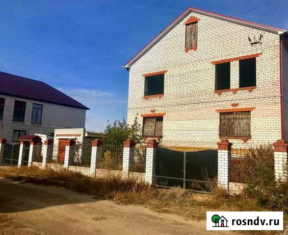 Коттедж 190 м² на участке 10 сот. на продажу в Городище Волгоградской области Городище - изображение 1