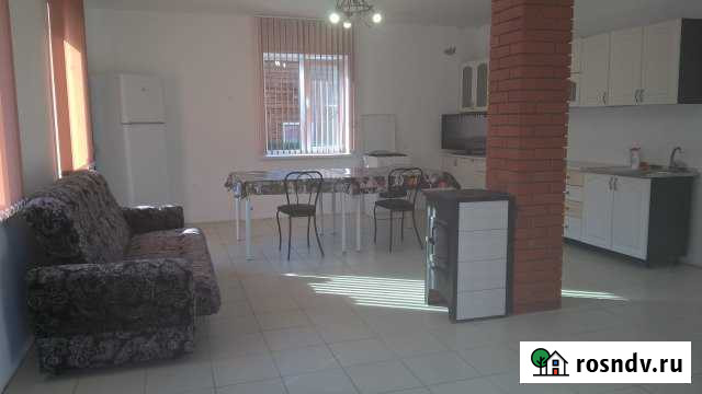 Таунхаус 100 м² на участке 34 сот. в аренду посуточно в Горно-Алтайске Горно-Алтайск - изображение 1