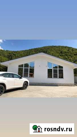 Коттедж 178 м² на участке 10 сот. в аренду посуточно в Дивноморском Дивноморское - изображение 1