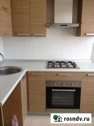 2-комнатная квартира, 55 м², 10/10 эт. в аренду на длительный срок в Новороссийске Новороссийск - изображение 1