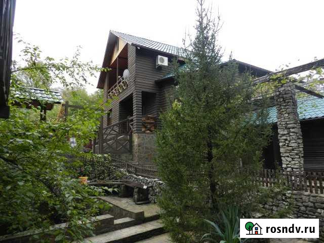 Коттедж 220 м² на участке 20 сот. в аренду посуточно в Сочи Сочи - изображение 1