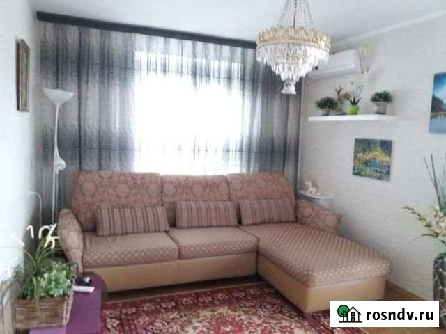 2-комнатная квартира, 50 м², 3/5 эт. в аренду на длительный срок в Сальске Сальск - изображение 1