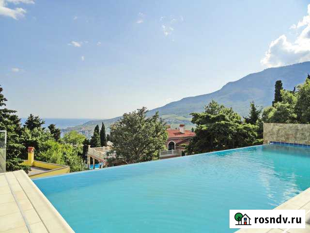 Дом 627.9 м² на участке 10.1 сот. на продажу в Ялте Ялта - изображение 1