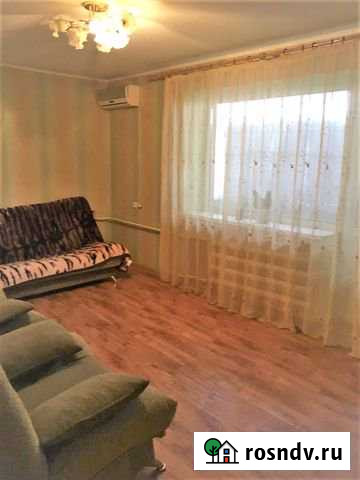 2-комнатная квартира, 52 м², 3/3 эт. в аренду на длительный срок в Шахтах Шахты - изображение 1