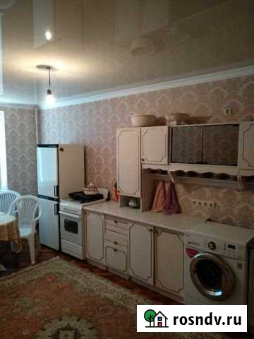 1-комнатная квартира, 50 м², 10/10 эт. в аренду посуточно в Каспийске Каспийск - изображение 1