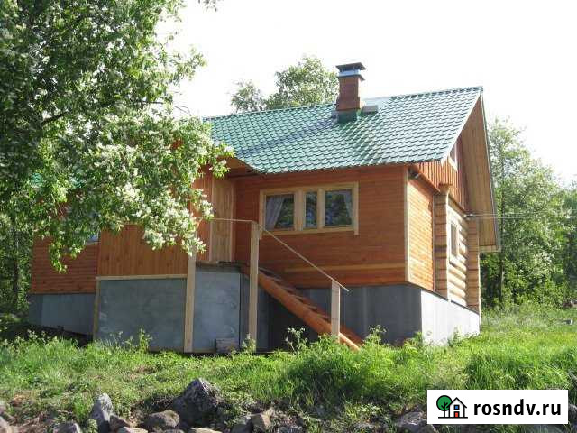 Коттедж 100 м² на участке 30 сот. в аренду посуточно в Петрозаводске Петрозаводск - изображение 1