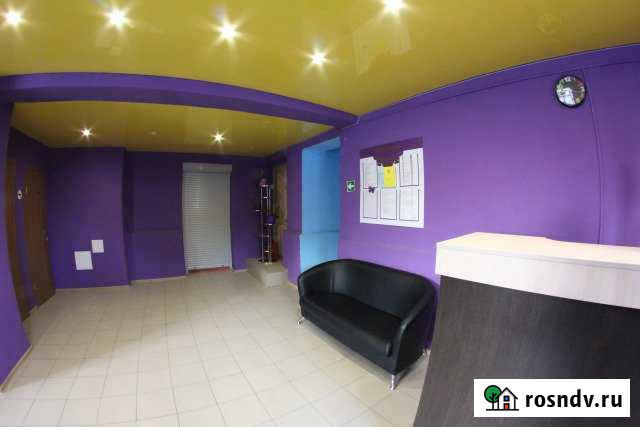 Комната 14 м² в 6-ком. кв., 1/3 эт. в аренду посуточно в Сатке Сатка - изображение 1