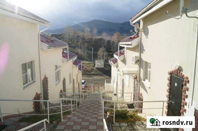 Таунхаус 70 м² на участке 1 сот. в аренду посуточно в Магнитогорске Магнитогорск - изображение 1