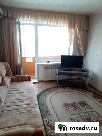 2-комнатная квартира, 49 м², 2/5 эт. в аренду посуточно в Чапаевске Чапаевск - изображение 1